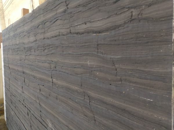 black serpeggiante marble